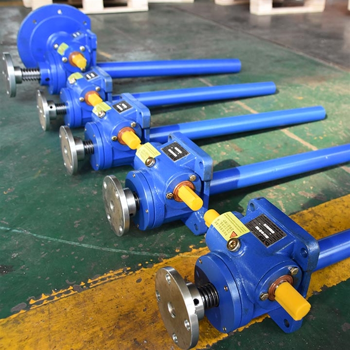 实拍-SWL蜗轮螺杆升降机